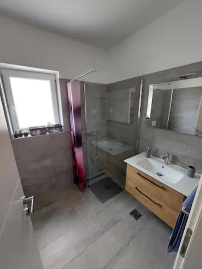 Modern Apartment Ana Premantura Eksteriør billede