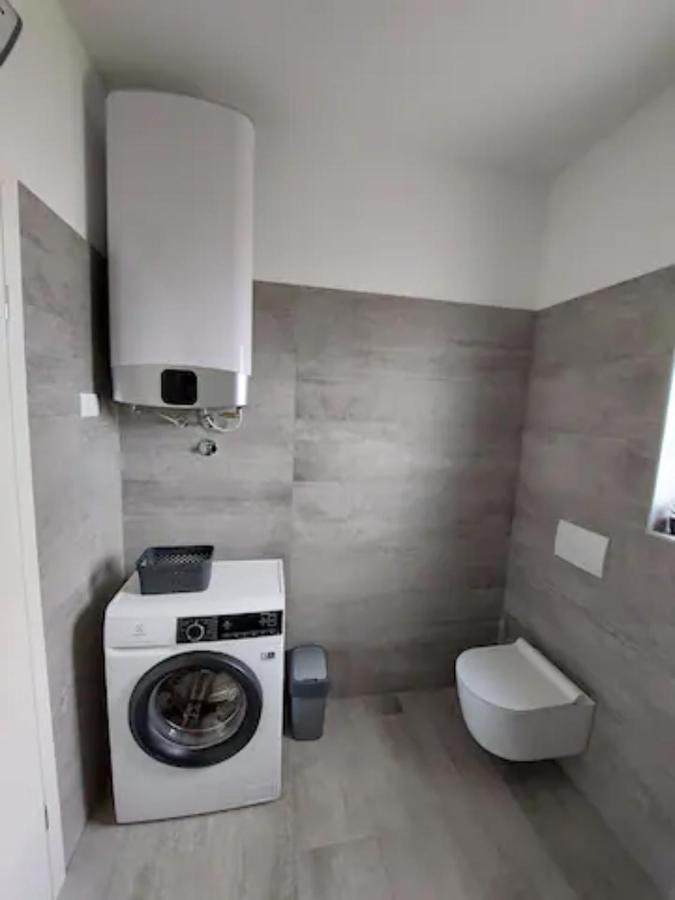 Modern Apartment Ana Premantura Eksteriør billede